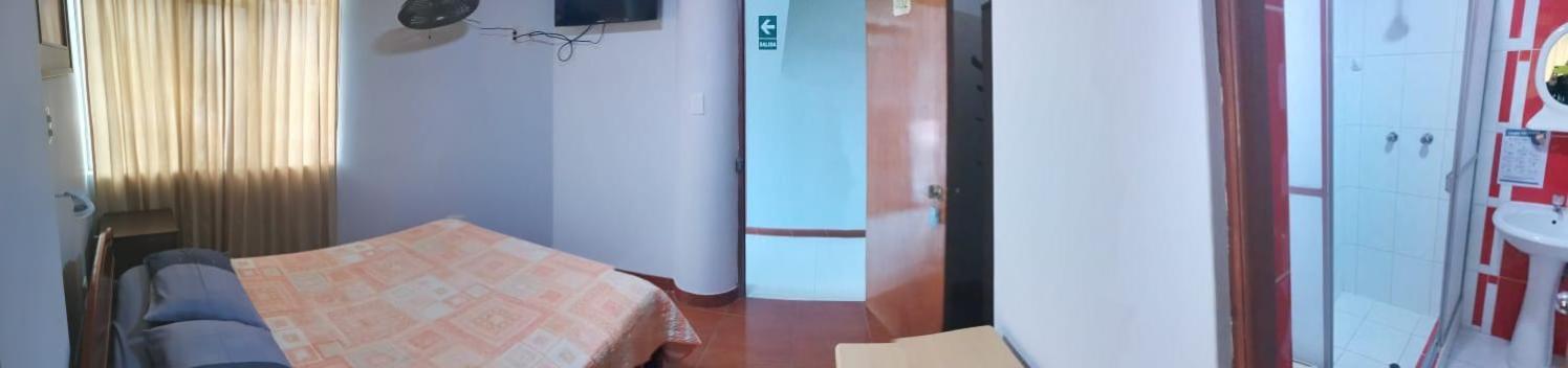 Hostal Puerto Ingles Ilo Exterior photo